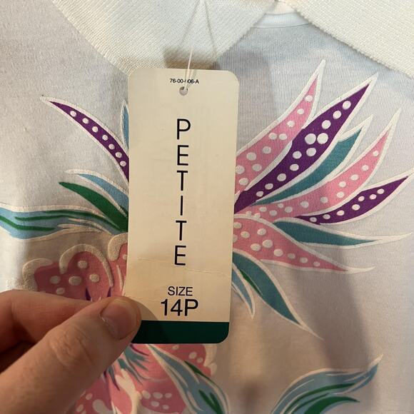 Vintage Cabin Creek Shirt Womens Petite 14P White Floral Graphic Banded Hem 90s - Picture 5 of 11